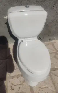 توالت فرنگی توالت ایرانی
