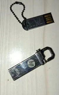 فلش اسکو ۸ گیگ  و فلش اچ پی ۸ گیگ