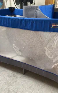 تخت کنارمادر