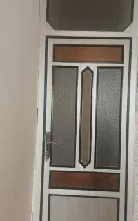 درب آلومینیومی اتاق