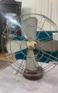 پنکه قدیمی رومیزی