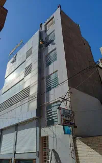 پیچ و رولپلاک نما و نورپردازی و شستشو نما