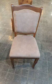 ۴عدد صندلی نو نو (بدون میز)