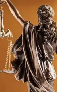 وکیل پایه یک دادگستری