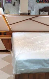 تختخواب دونفره سرویس خواب با کلید و پریز و نورمخفی