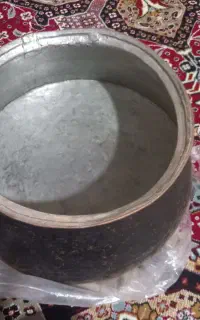 دیگچه مسی ویک عددکاسه ی ابگوشت خوری