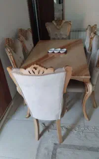 میز نهار خوری 6نفره.