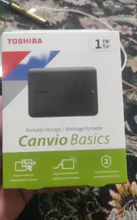 هارد اکسترنالtoshibaمدلcanvio basicظرفیت 1 ترابایت