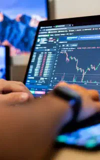 آموزش ترید در ۵ بازار متنوع بنا بر سلیقه شما