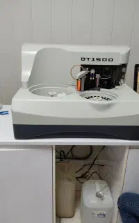 یو‌پی اس مخصوص آزمایشگاه های تشخیصی و پزشکی