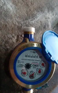 کنتور آب ساختمان.