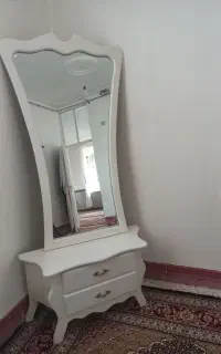 آینه وکنسول