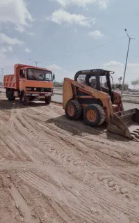 بیل مکانیکی زنجیری ،مینی لودر(بابکت) و خاور کمپرسی