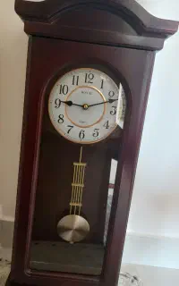 ساعت دیواری