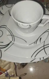 سرویس ۲۰ پارچه چینی برنج خوری و فسنجون خوری پرادا