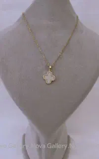 اکسسوری افراد خاص پسند