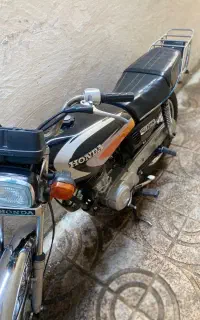 هوندا ۱۲۵ مدل ۱۳۸۵