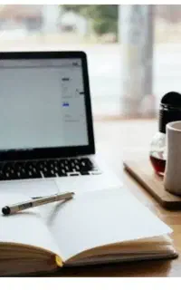 نویسنده خلاق به صورت کاملا غیر حضوری هستم