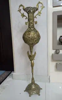 گلدان برنزی