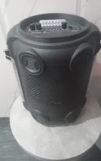 اسپیکرنویکیارروشن شده