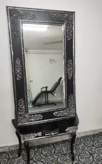 آینه و کنسول