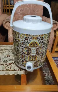 کلمن و یخدون و شکلات خوری