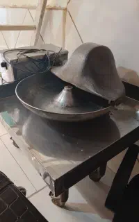 سبزی خرد کن و ترازو و بنر