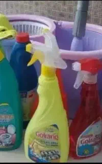 نظافت منزل راهپله با دستمال