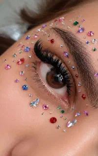 آموزش و خدمات اکستنشن مژه