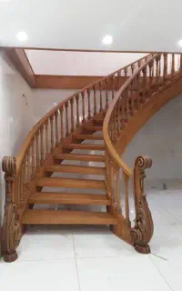 نقاشی و رنگامیزی و نقاش چوبی