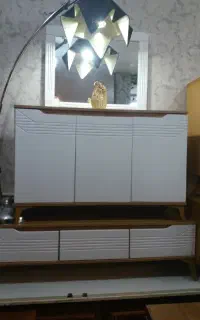 اینه کنسول