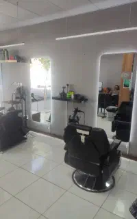 به یک نفر همکار ارایشگاه نیازمندیم