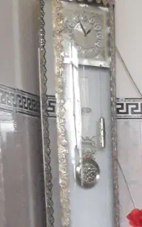 ساعت ایستاده برنجی