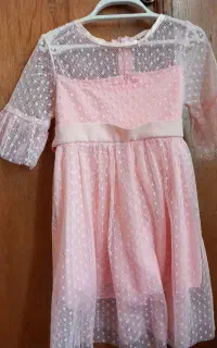 تعدادی لباس دخترانه