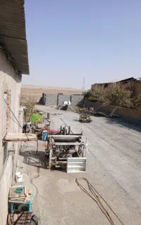 کارگر برای بلوکه زنی