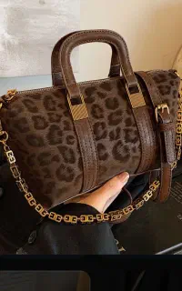 کیف زنونه پیدا کردم