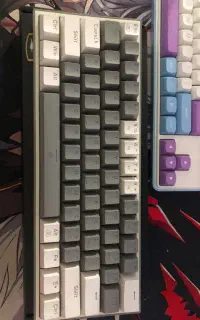 کیبورد k617 fizz درحد نو