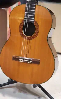 گیتار یاماها c70 سری قدیم