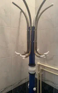 رخت آویز ایستاده