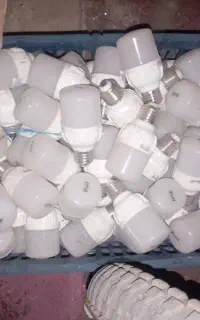 لامپها ی فروش کلی و عنده