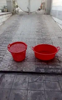 وان پلاستیکی ضخیم وسبد بزرگ و سطل پلاستیکی بزرگ
