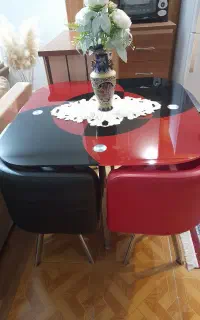 میز وصندلی ناهار خوری