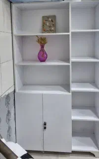 کتابخانه کمد دار