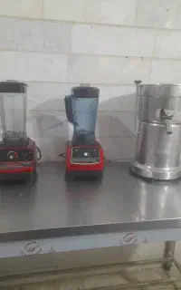 آبمیوه گیری در حد نو