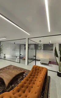 شیشه سکوریت با استیکر مات و سندبلاست