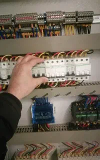 برقکاری مهندسی - خرید و نصب موتور برق