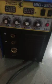 دستگاهco2 مارک الکترواطمینان
