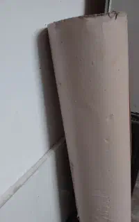 کاغذ رولی برای مرغ و خروس