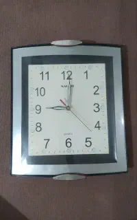 ساعت دیواری