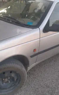 پژو 405 مدل 1387 داخل کِرم